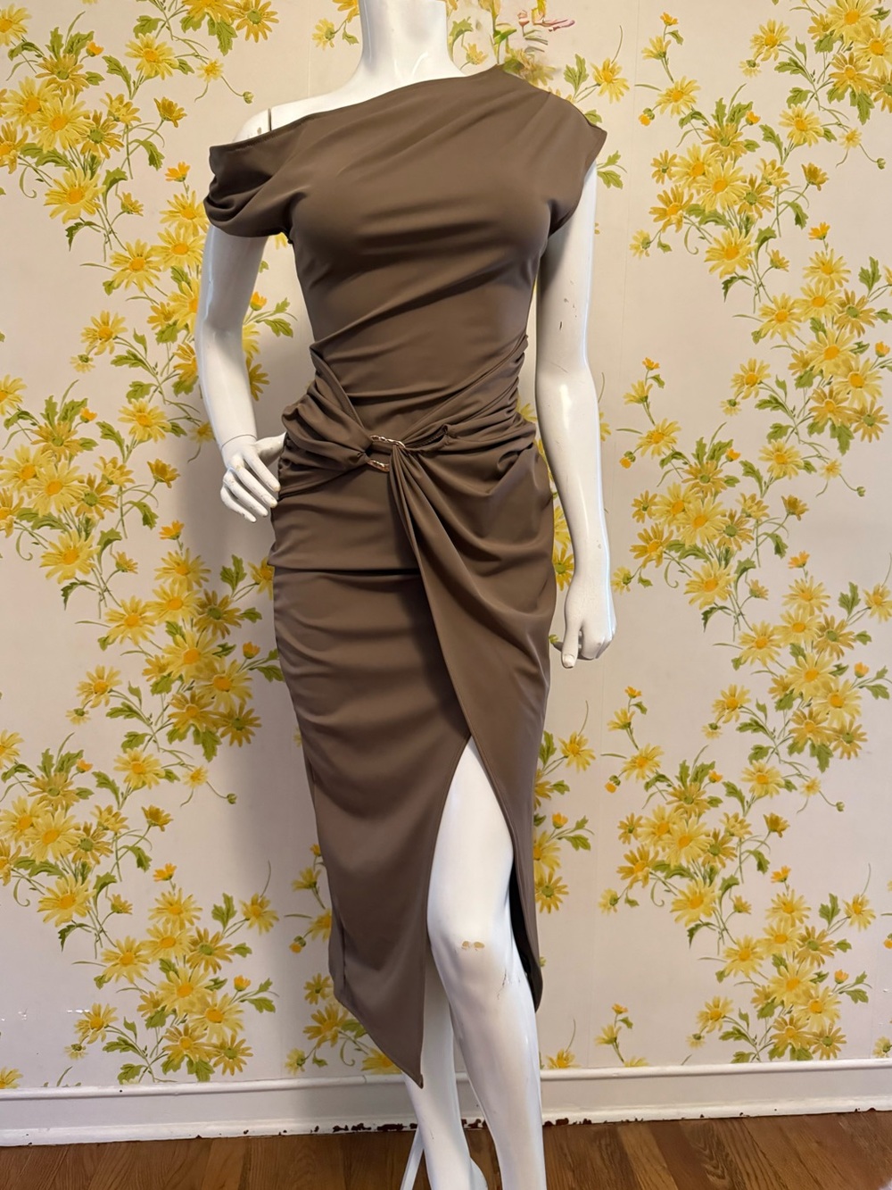 Elegant Taupe Off-Shoulder Midi Dress with Side Drape size S/M